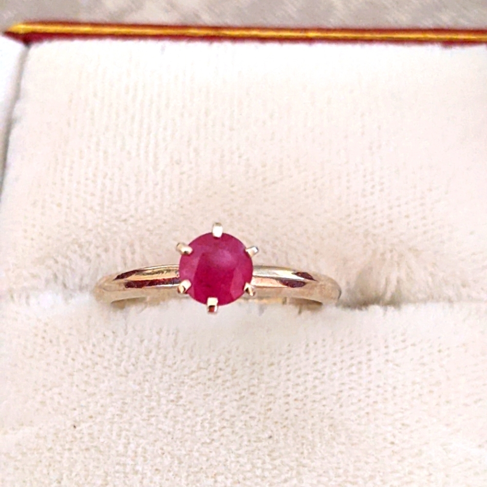 ♥️14K WHITE GOLD RUBY SOLITAIRE ENGAGEMENT RING - Picture 3 of 12